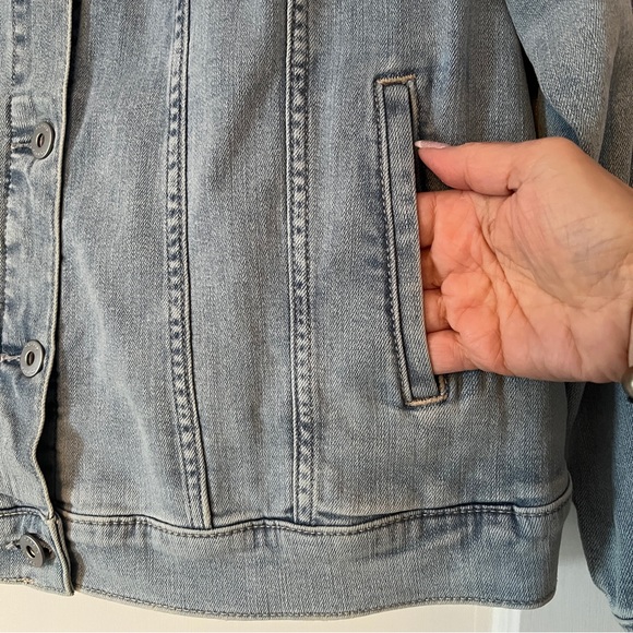 Torrid Denim Trucker Jacket - Picture 4 of 11